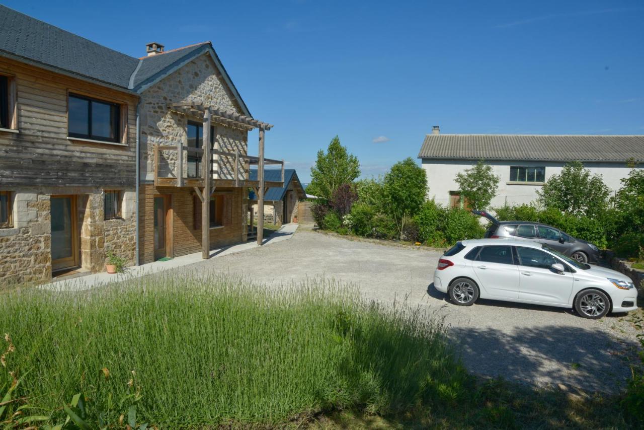 Les Caselles, Gite Et Maison D'Hotes Saint-Beauzely Kültér fotó