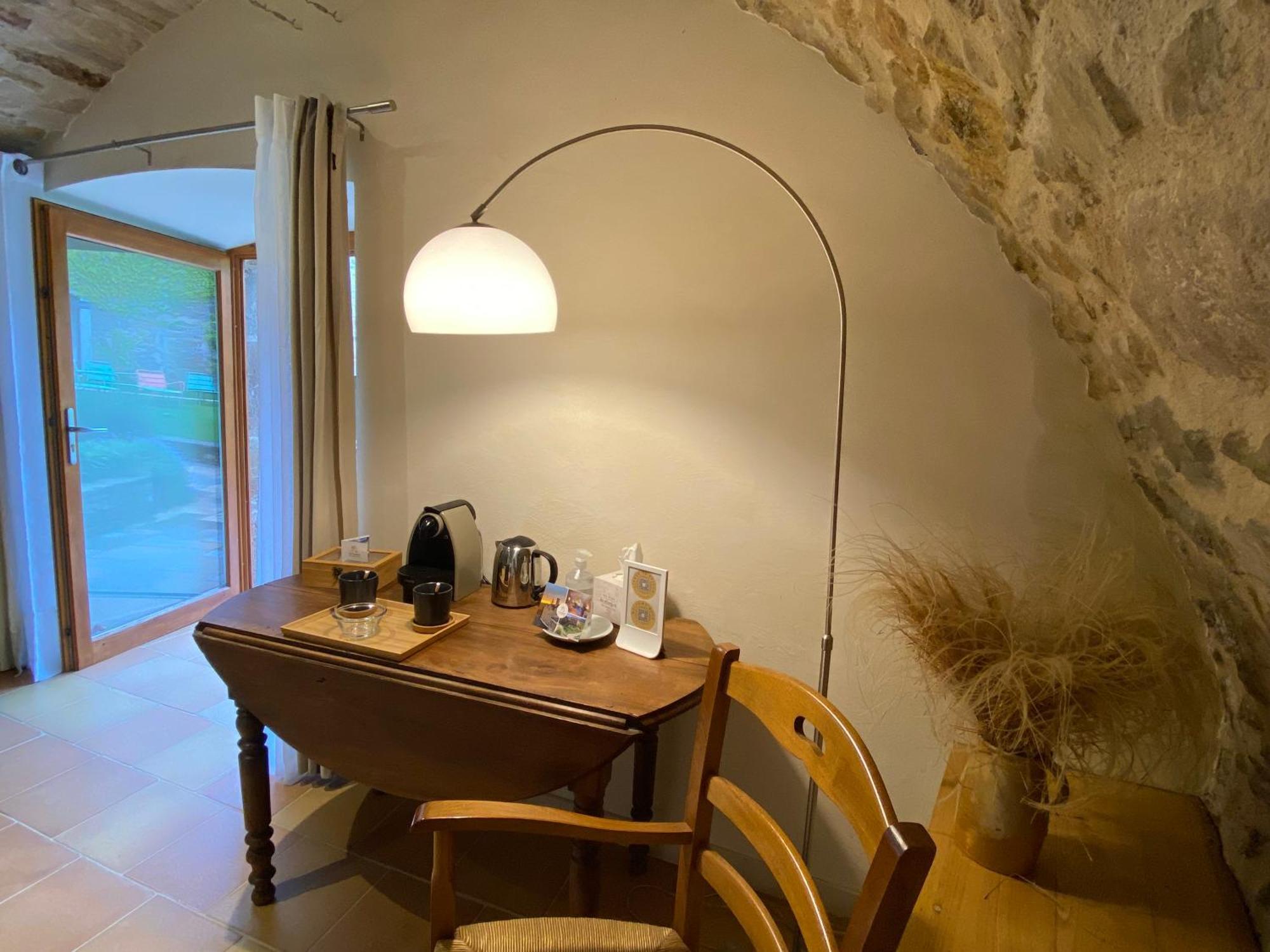 Les Caselles, Gite Et Maison D'Hotes Saint-Beauzely Kültér fotó
